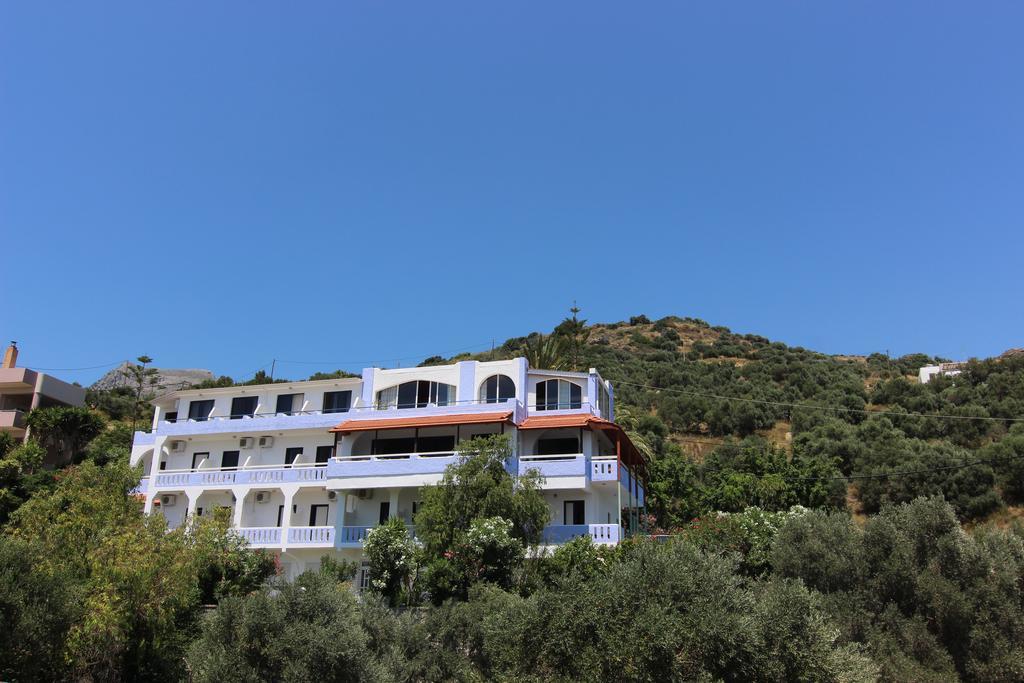 Lofos Hotel Плакіас Екстер'єр фото